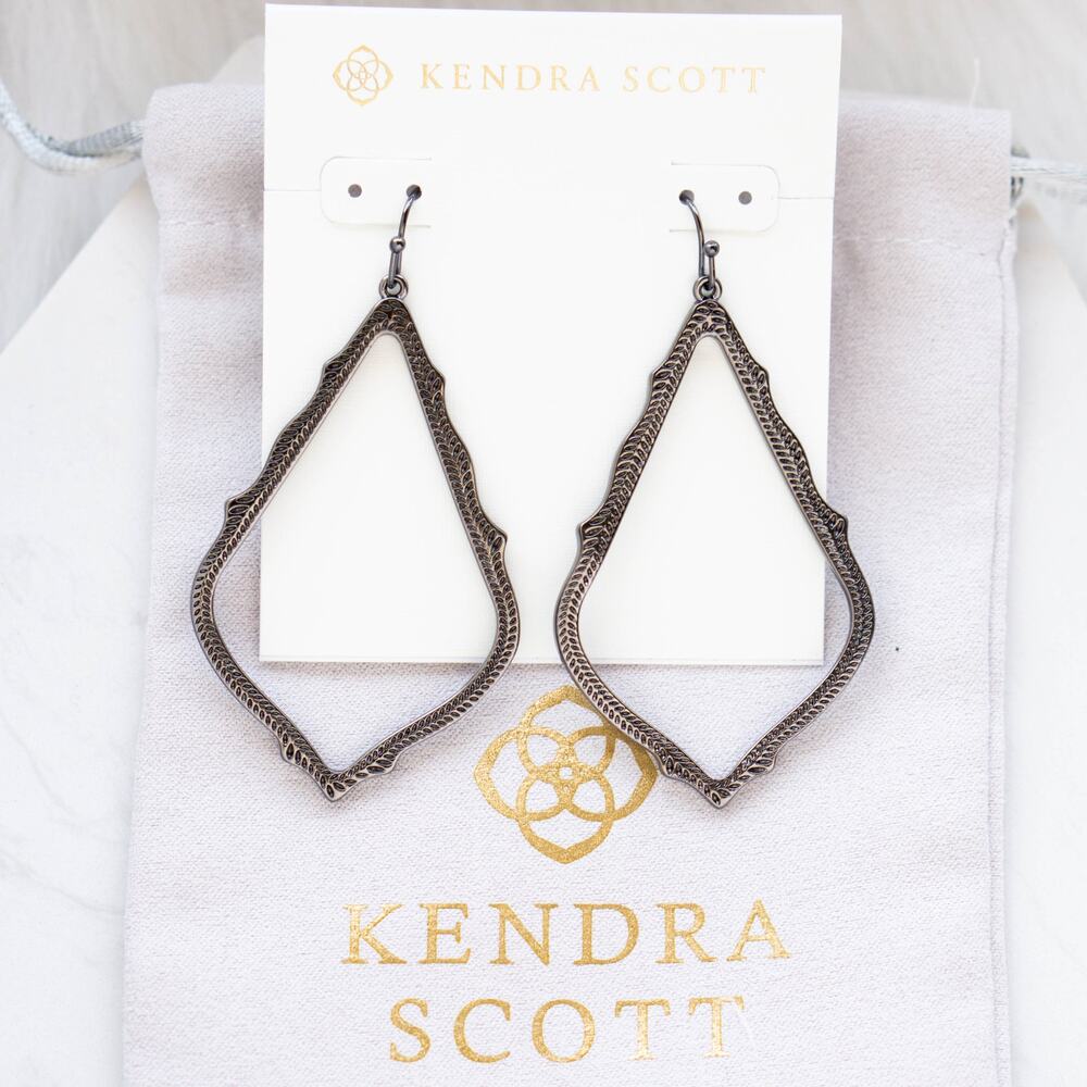 Kendra Scott Sophee Drop Earrings Gunmetal Metal - Picture 2 of 3